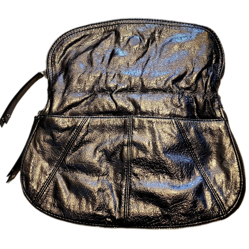 EUC Nine West clutch mid size clutch in silver with magnetic clasp like new - Picture 3 of 6